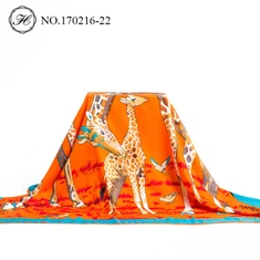 Giraffe Orange velik svileni šal