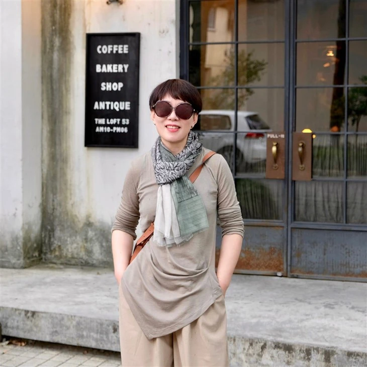 Cashmere And Silk Shawls
